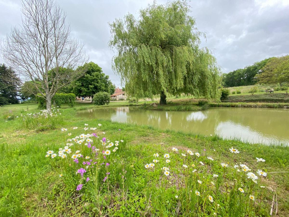 Vila Spacious Country House In Normandie Moulins-le-Carbonnel Exteriér fotografie